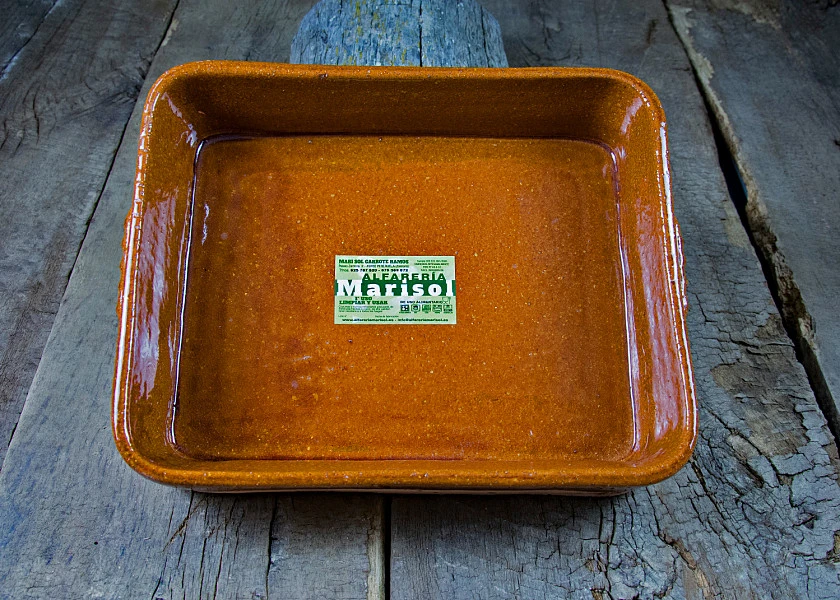 Asador de barro rectangular