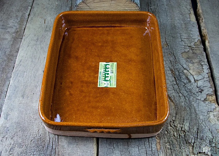 Asador de barro rectangular