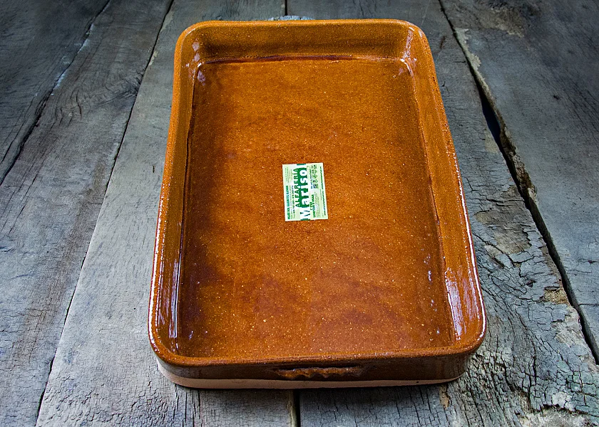 Asador de barro rectangular