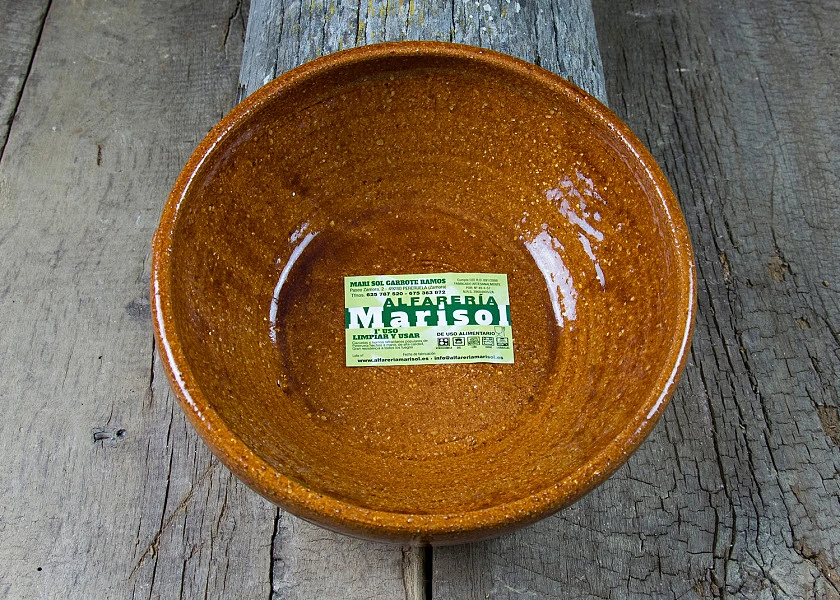Cazuela de barro redonda honda