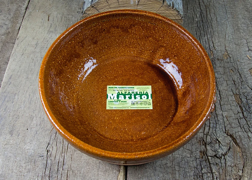 Cazuela de barro redonda honda
