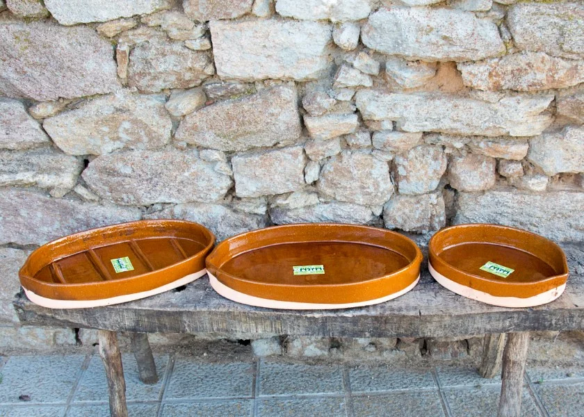 Lote de 3 asadores de barro: 60 cm, 50 cm y 40 cm