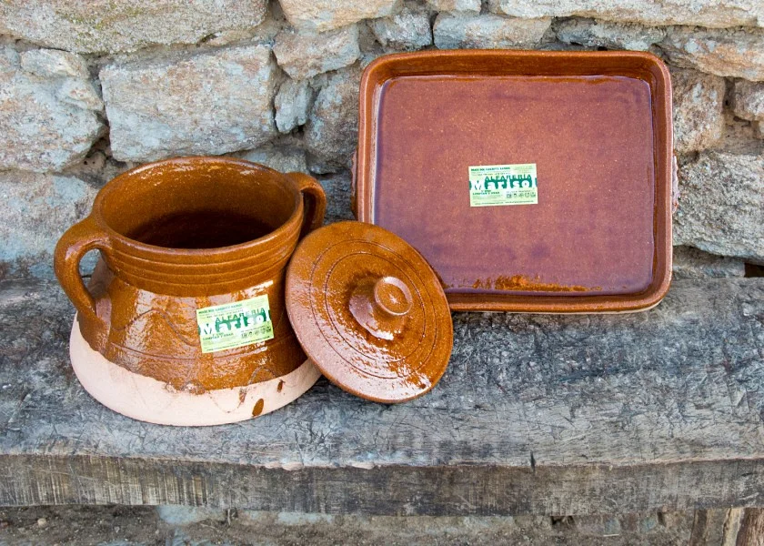 Lote de asador y puchero