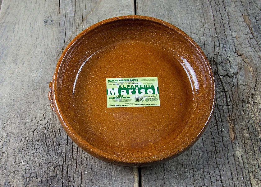 Paellera de barro