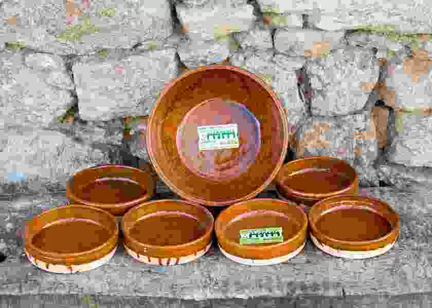 Set of clay pots