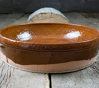 Set of pan, paella pot and roaster Set of pan, paella pot and roaster